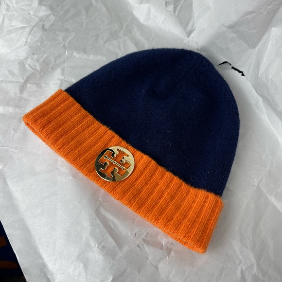 Preloved Tory Burch 100% Cashmere Beanie - Picture 6 of 8
